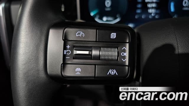 Hyundai Santa Fe 2024 — ფოტო 14/20