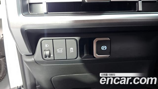 Hyundai Santa Fe 2024 — ფოტო 19/20