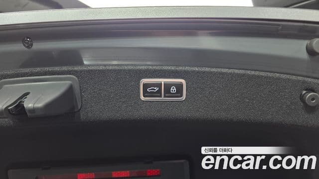 Genesis Electrified G80 2025 — ფოტო 17/20
