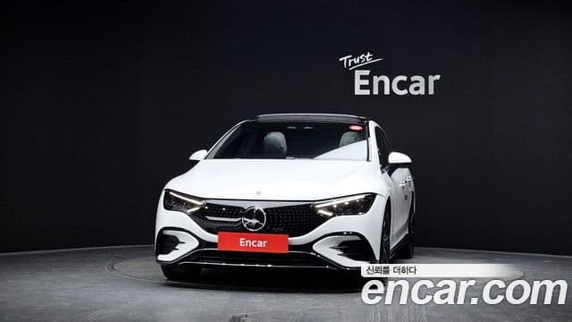 Mercedes-Benz EQE 2026 — ფოტო 23/32