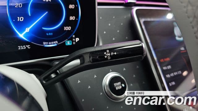 Mercedes-Benz EQE 2026 — ფოტო 18/32
