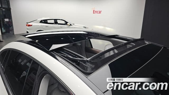 Mercedes-Benz EQE 2026 — ფოტო 15/32