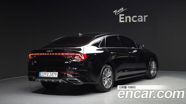 Kia K5 2023 — ფოტო 2/20