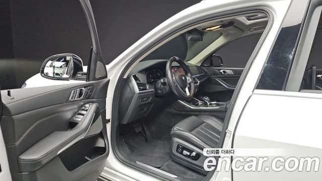 BMW X7 2020 — Şəkil 10/20
