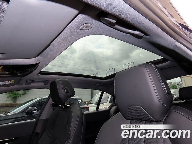 BMW 5 Series 2024 — ფოტო 17/20