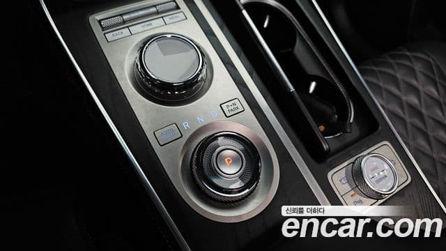 Genesis GV80 2023 — Şəkil 9/20