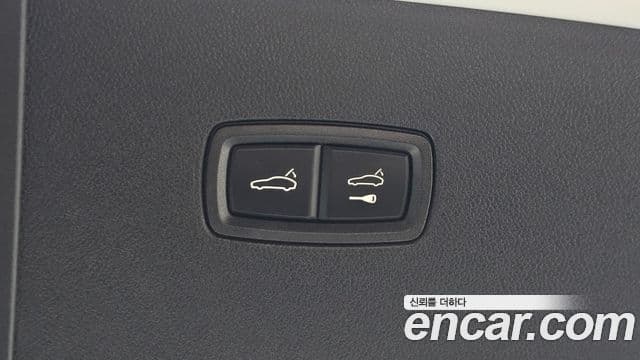 Porsche Cayenne 2023 — ფოტო 23/35