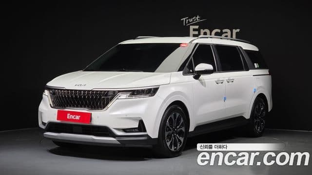 Kia Carnival 2022 — Фото 1/20