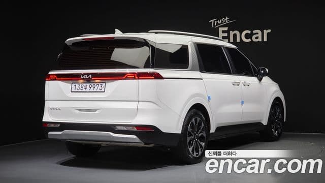Kia Carnival 2022 — Фото 2/20