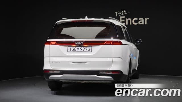 Kia Carnival 2022 — Фото 4/20