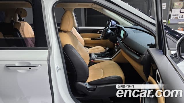 Kia Carnival 2022 — Фото 11/20