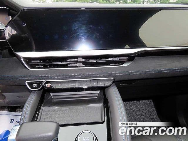 Renault Samsung Grand Koleos 2024 — Фото 13/20