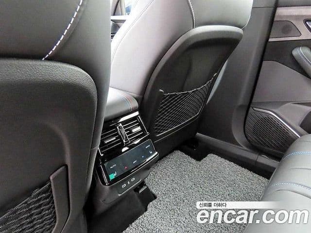 Renault Samsung Grand Koleos 2024 — Фото 16/20