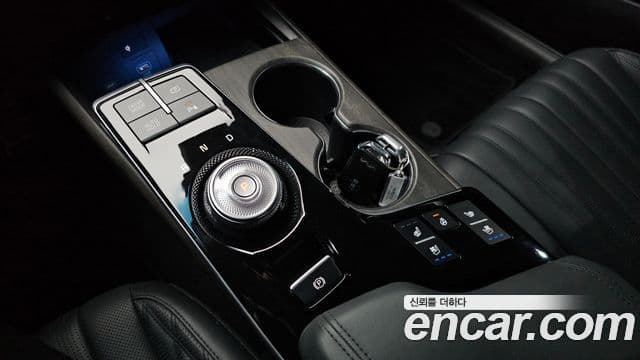 Kia K8 2023 — Şəkil 9/20