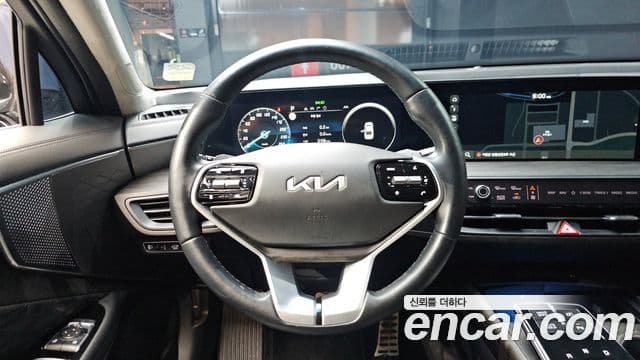 Kia K8 2023 — Şəkil 13/20