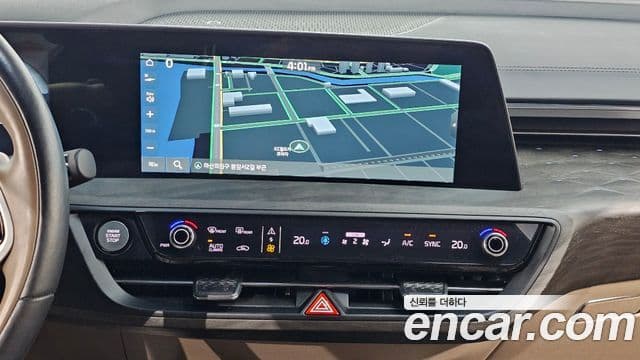 Kia K8 2021 — Şəkil 14/20