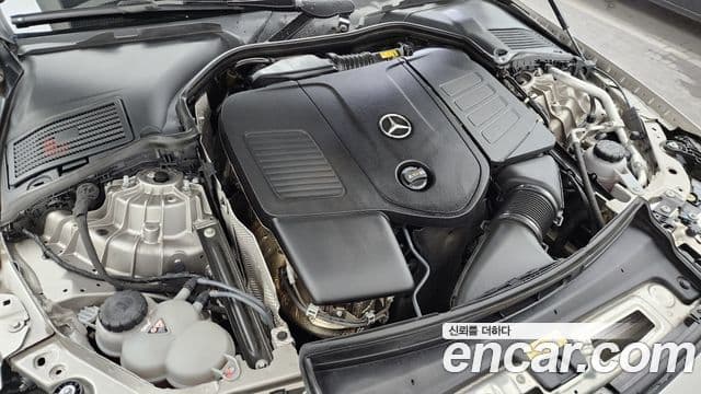 Mercedes-Benz C-Class 2024 — ფოტო 6/20