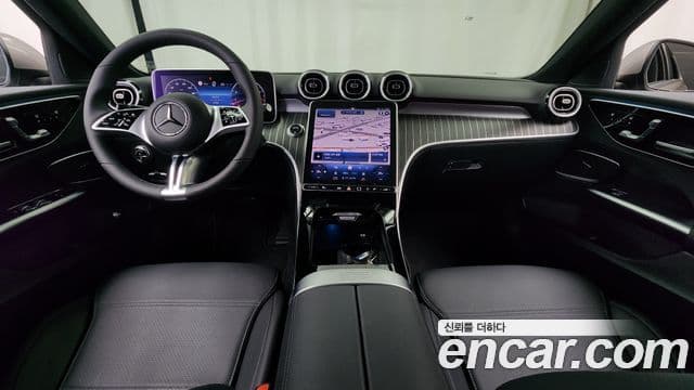 Mercedes-Benz C-Class 2024 — ფოტო 7/20