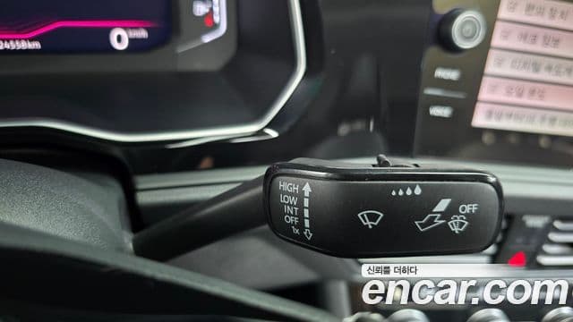 Volkswagen Jetta 2021 — Şəkil 19/20