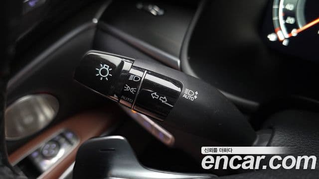 Kia The K9 2018 — Şəkil 21/36