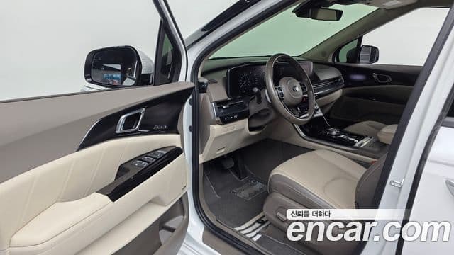 Kia Carnival 2021 — Şəkil 9/20