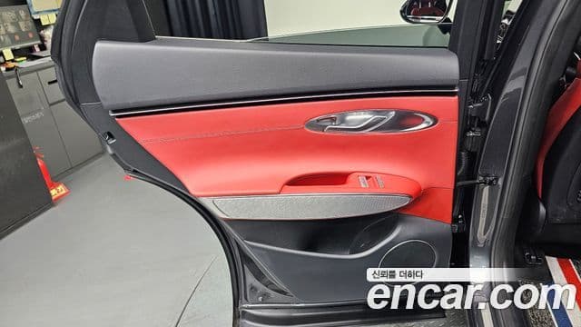 Genesis GV70 2021 — Photo 13/30