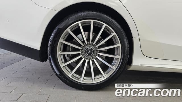 Mercedes-Benz AMG GT 2021 — Photo 2/20