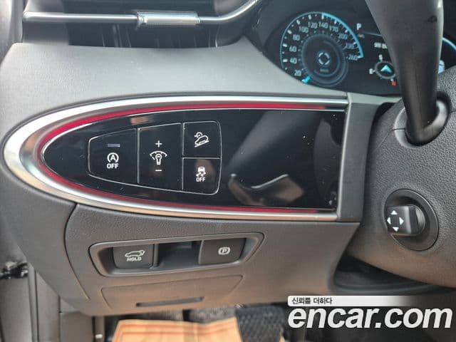 Genesis GV70 2022 — ფოტო 15/20