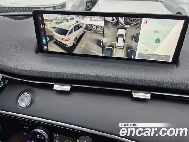 Genesis GV70 2022 — ფოტო 19/20