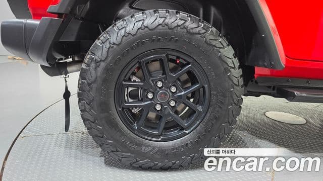 Jeep Wrangler 2025 — Фото 5/20