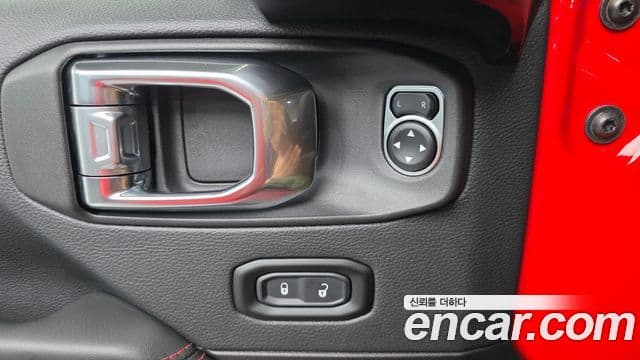 Jeep Wrangler 2025 — Фото 11/20