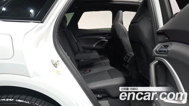 Audi Q5 2025 — Şəkil 11/20