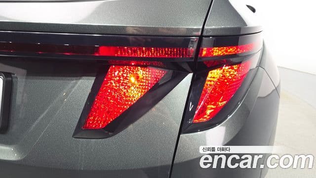 Hyundai Tucson Hybrid 2022 — Şəkil 23/30