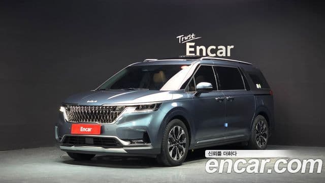 Kia Carnival 2022 — ფოტო 1/20