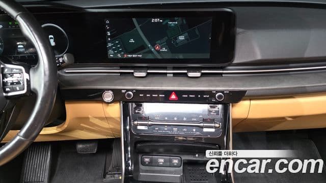 Kia Carnival 2022 — ფოტო 13/20