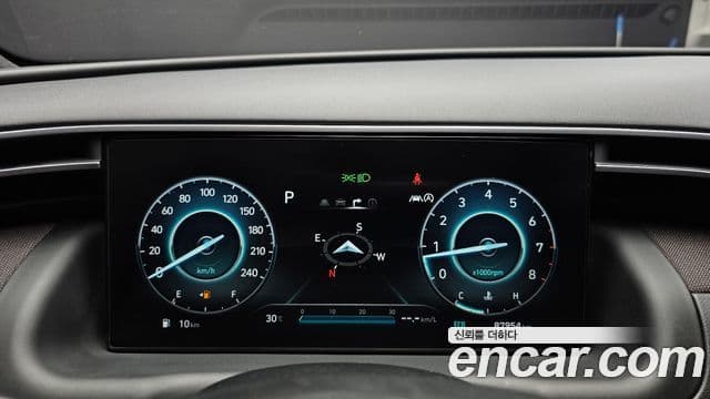Hyundai The New Tucson 2021 — ფოტო 8/20