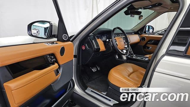 Land Rover Range Rover 2021 — Фото 10/20