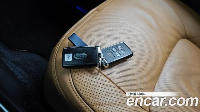 Land Rover Range Rover 2021 — Şəkil 4/38