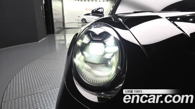 Porsche 911 2023 — Photo 11/34