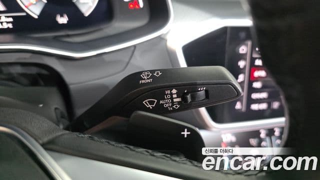 Audi A6 2022 — ფოტო 9/39