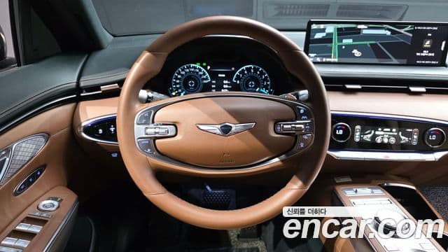 Genesis GV70 2023 — ფოტო 12/20