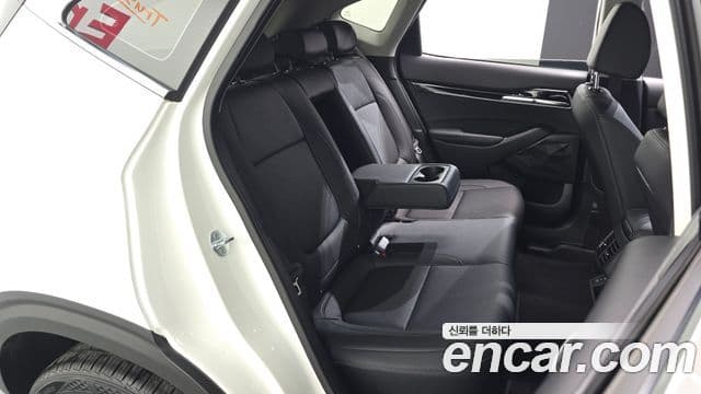 Kia Seltos 2024 — Şəkil 12/20