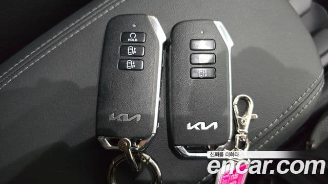 Kia Seltos 2024 — Şəkil 17/20