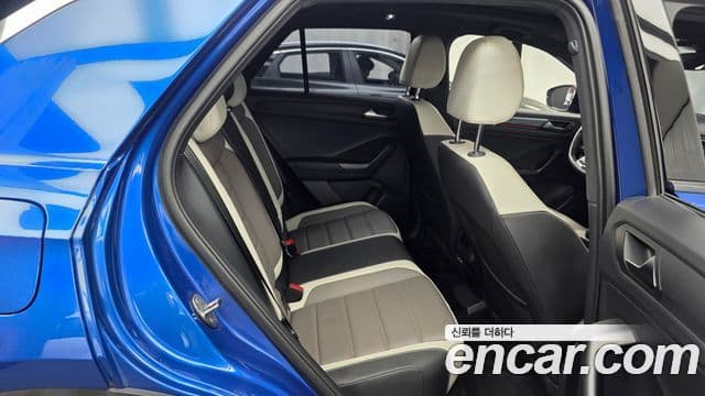 Volkswagen T-Roc 2022 — Şəkil 12/20
