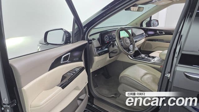 Kia Carnival 2021 — Şəkil 10/20