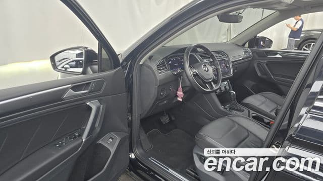 Volkswagen Tiguan Allspace 2020 — ფოტო 10/20
