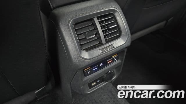 Volkswagen Tiguan Allspace 2020 — ფოტო 18/20