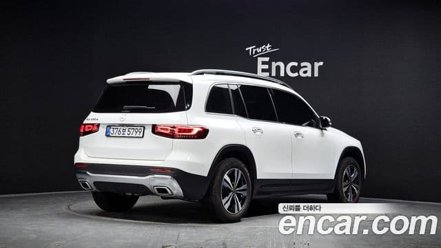 Mercedes-Benz GLB-Class 2022 — Şəkil 2/20