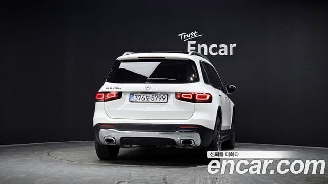 Mercedes-Benz GLB-Class 2022 — Şəkil 4/20