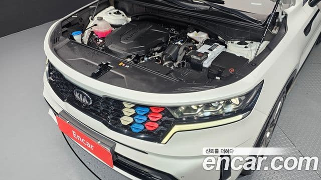 Kia Sorento 2020 — Фото 6/20